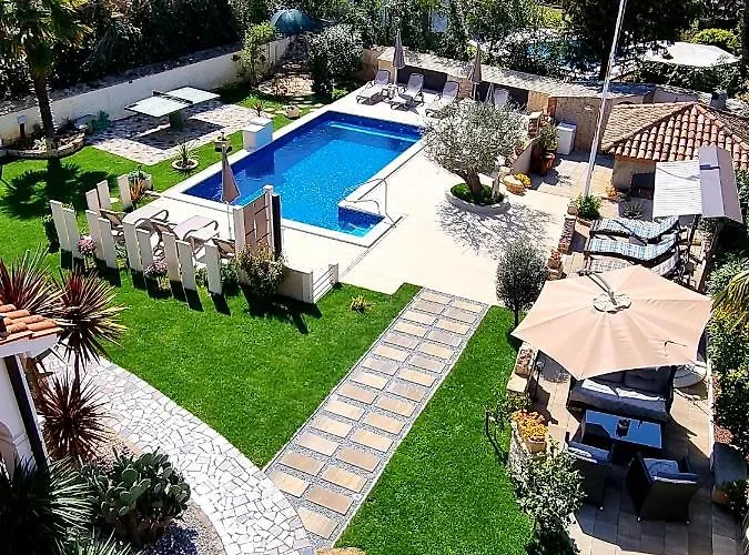 Apartmán Engel With Pool *